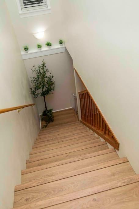Family Friendly Home Close To Airport And Downtown Дес Мойнс Екстериор снимка