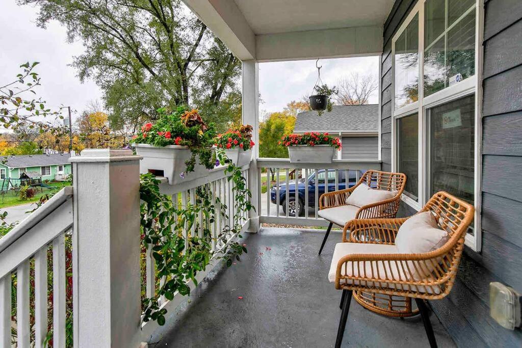 Family Friendly Home Close To Airport And Downtown Дес Мойнс Екстериор снимка