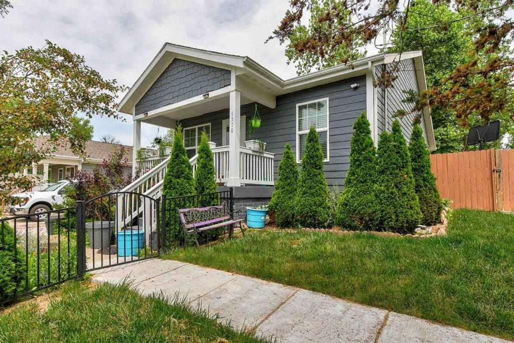 Family Friendly Home Close To Airport And Downtown Дес Мойнс Екстериор снимка